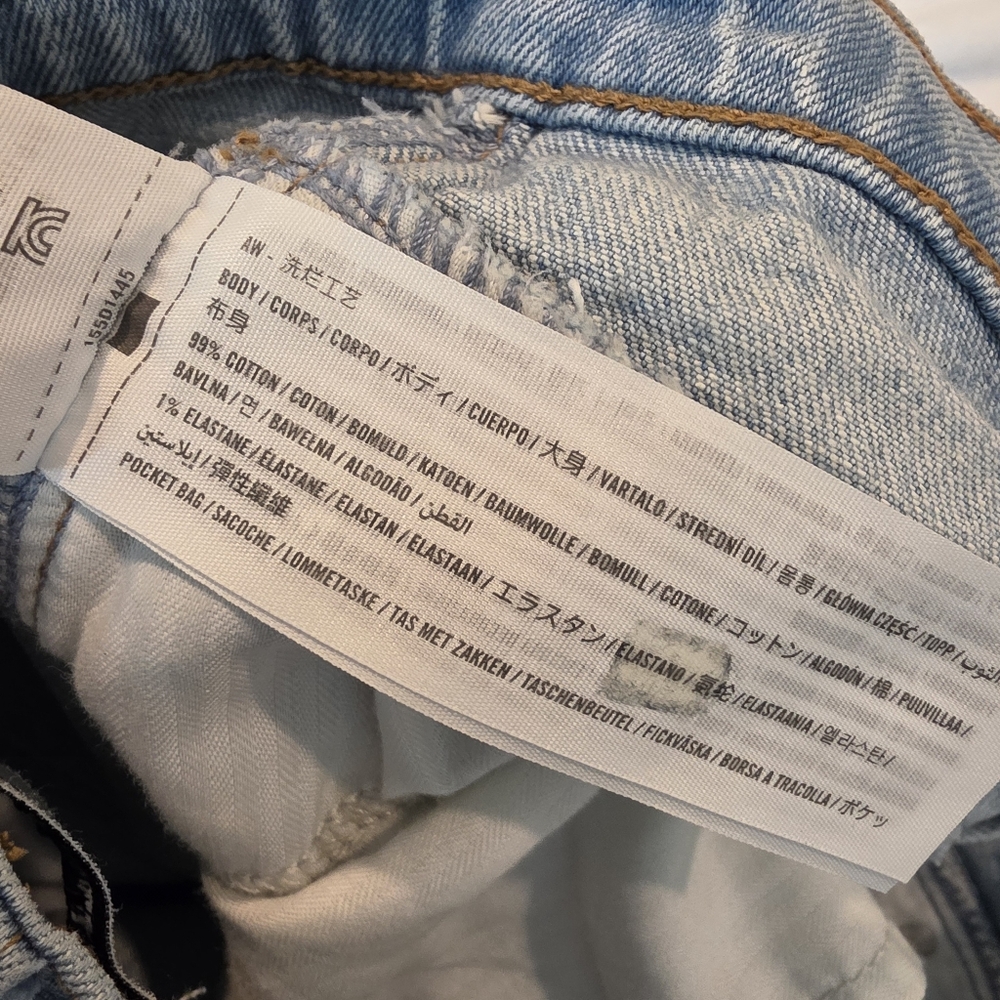 Abercrombie & Fitch High-Rise 90s Relaxed Jeans 4/27 - Picture 10 of 11
